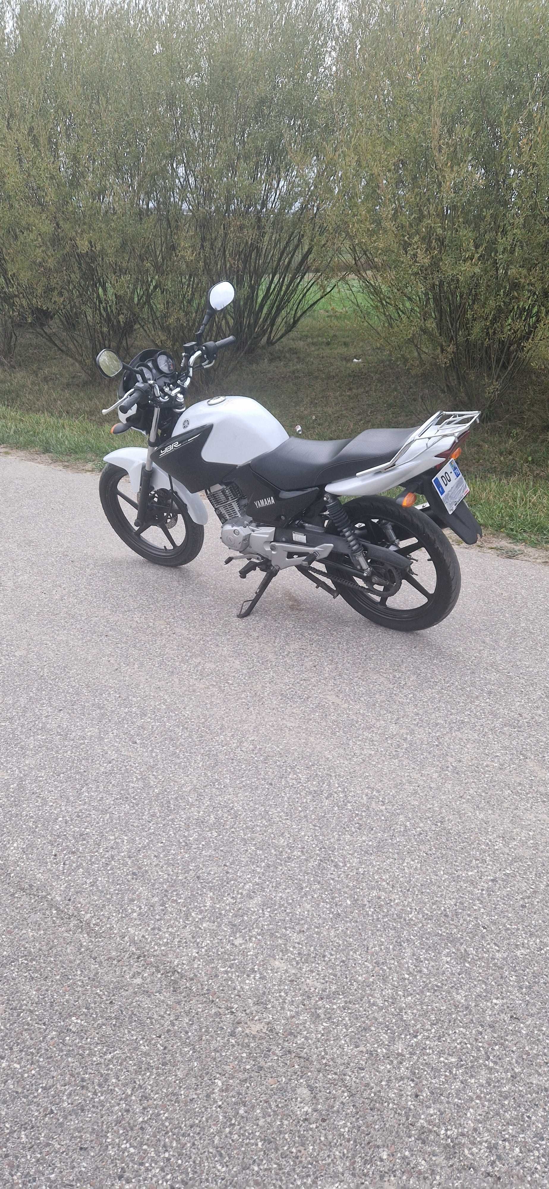 YAMAHA YBR 125, 2015r