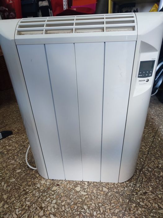 Radiador Fagor de parede