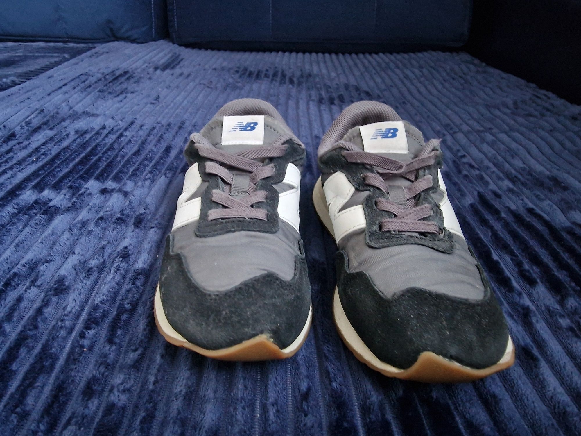 Sprzedam buty New Balance model 237