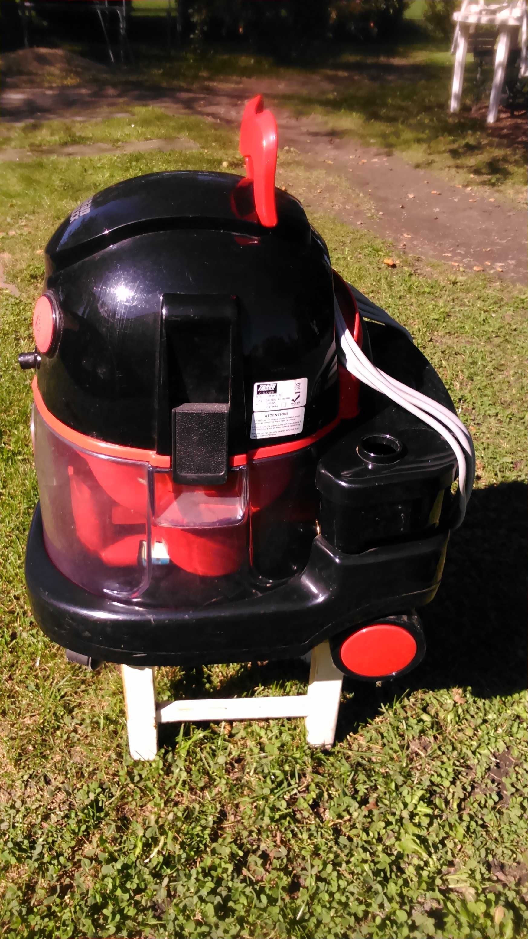 Odkurzacz piorący profesjonalny Turbo Maxx 2000W