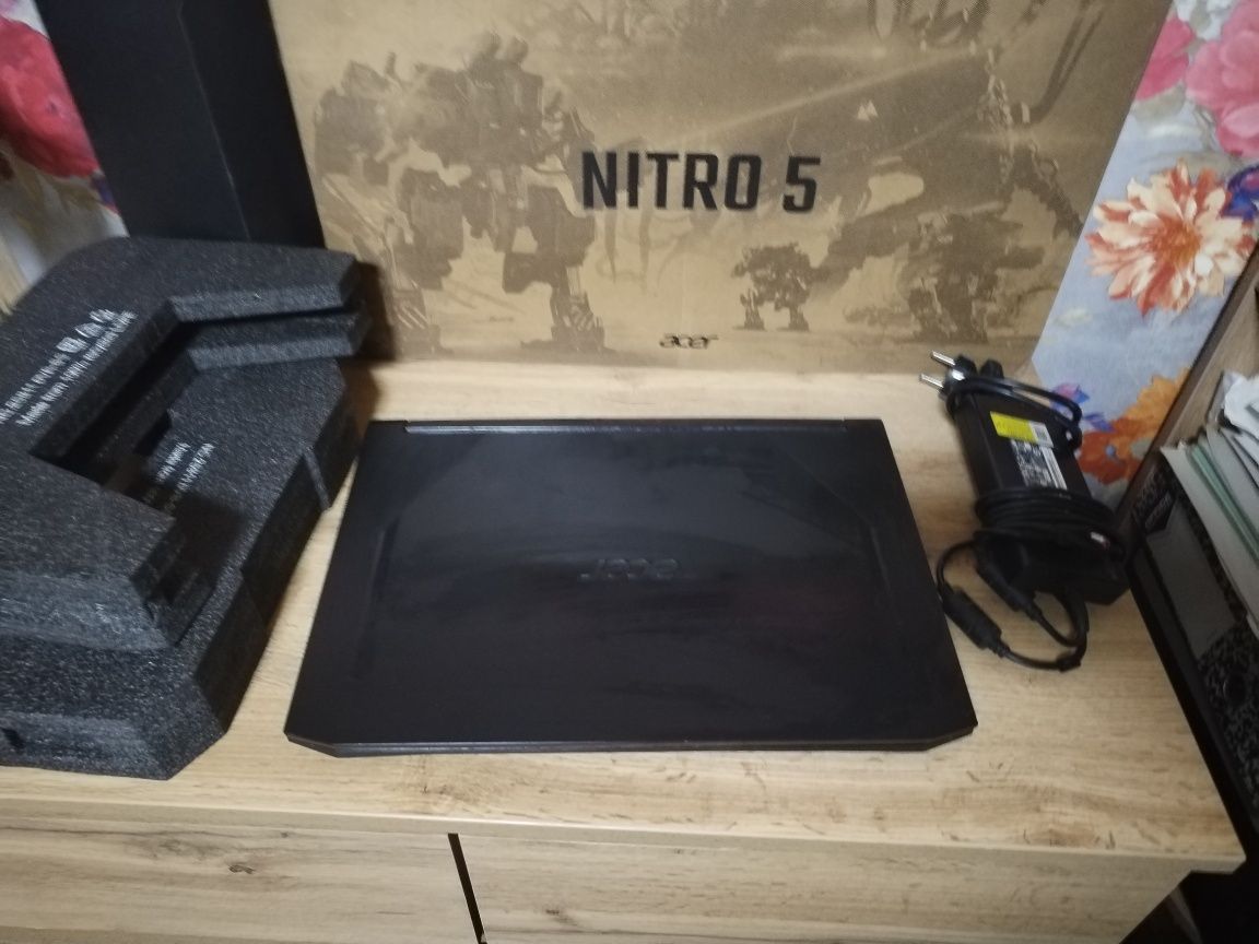 Acer Nitro 5 i7 10gen/ddr16gb/ssd0/rtx3050