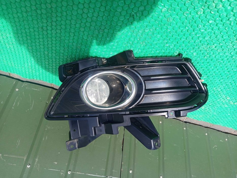 Kratka Atrapa Halogenu Prawa Halogen Mocowanie FORD MONDEO Mk5