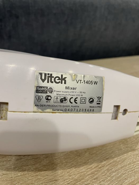 Міксер Vitek optimal