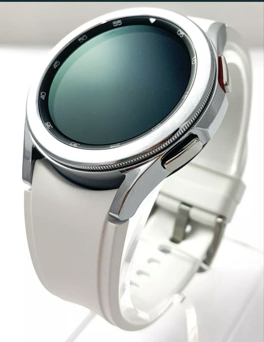 Смарт-часы Samsung Galaxy Watch4 Classic 42mm Silver
