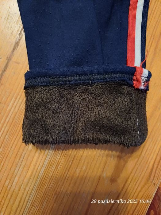 Spodnie dresowe ocieplane 128