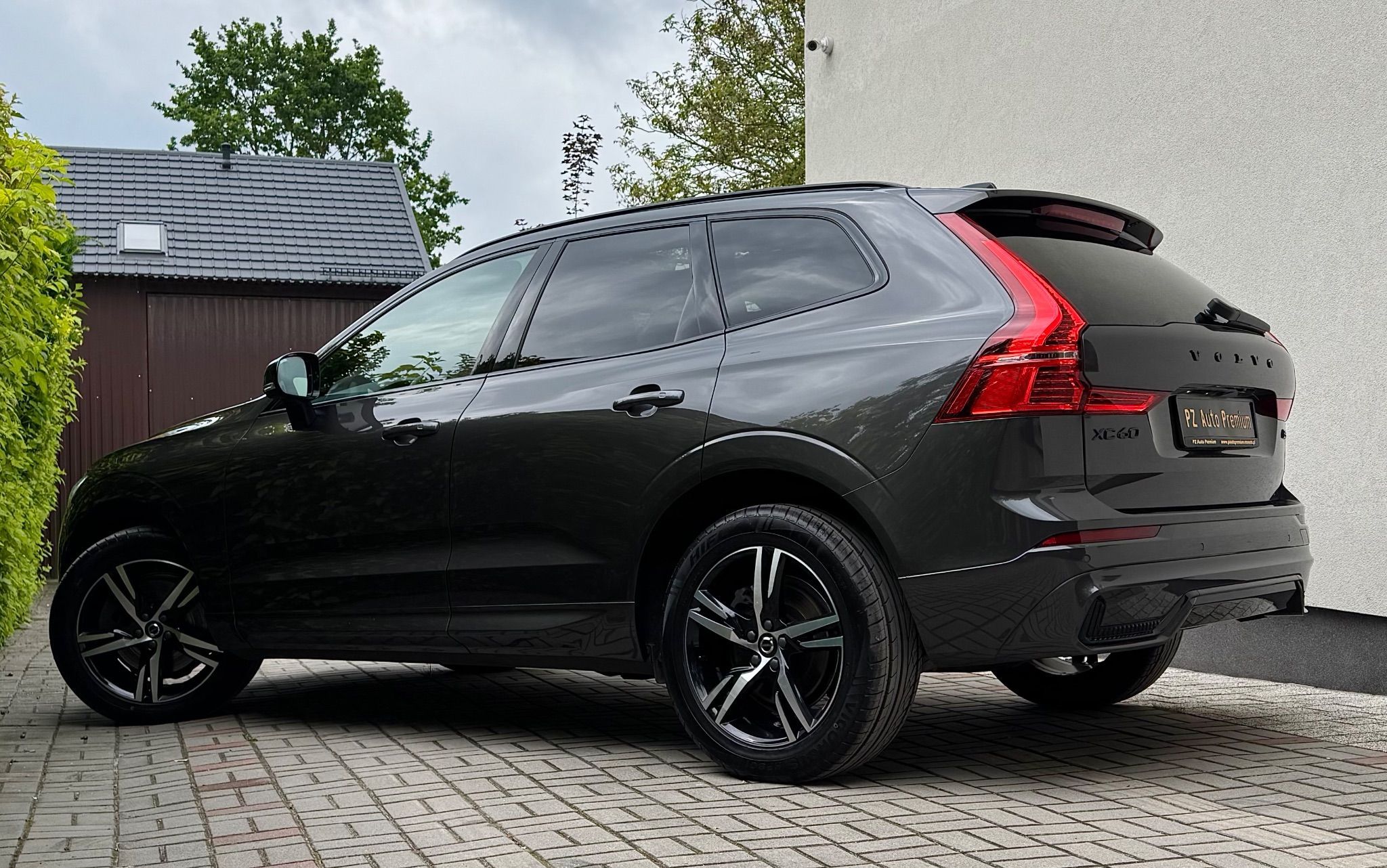 Volvo XC 60 B5/235ps/Rdesign/4x4/BlackEdition/Kamera/PamięćFotela/KeyLess/Panorama