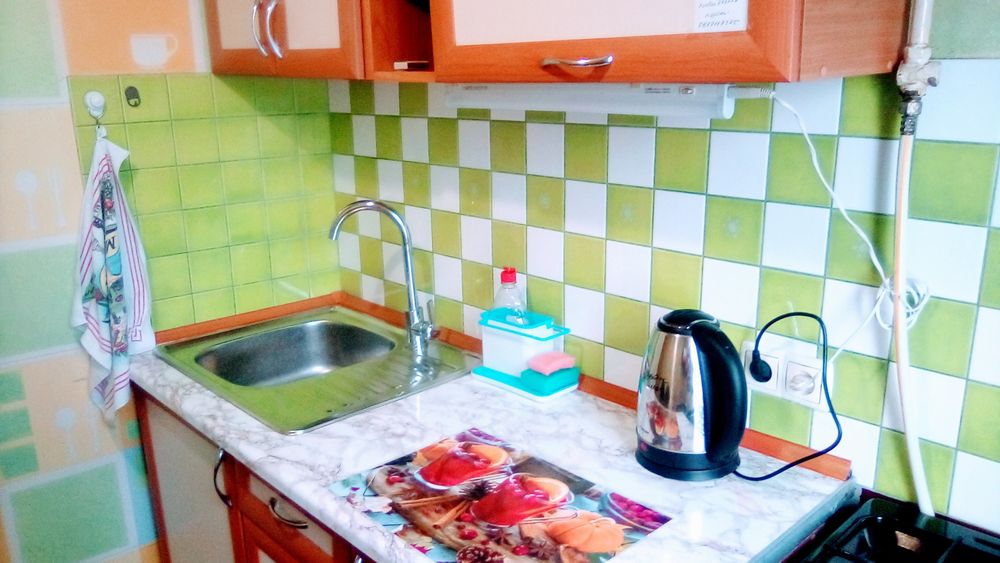 Посуточно 1 ком. кв. 4эт/9эт, 3-я Слободская, 49, 3 кровати, докум