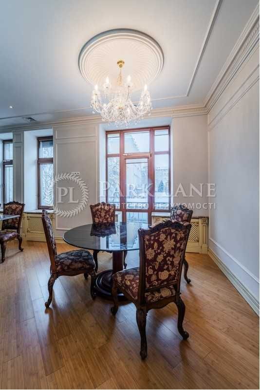 Продаж квартири 120м² з якісним ремонтом! Сталінка. Коцюбинського, 9