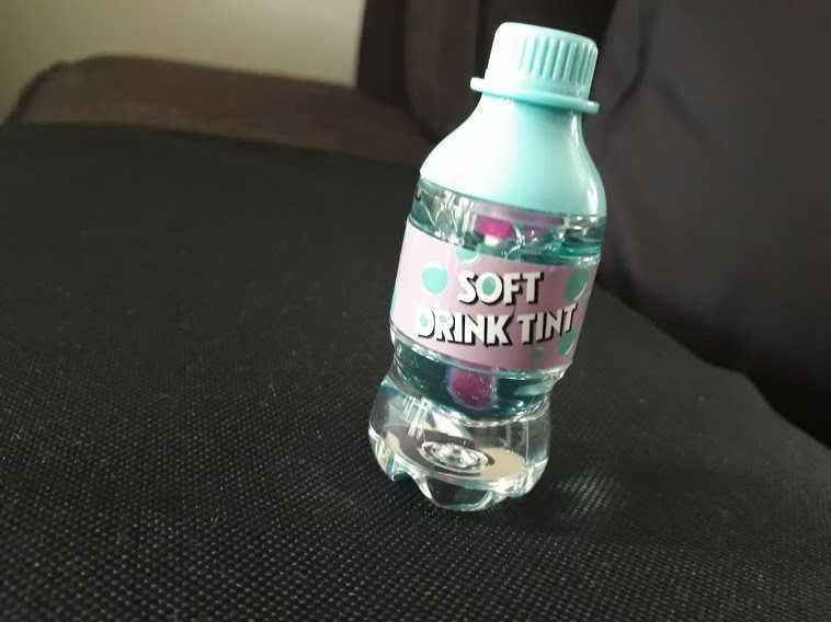 błyszczyk nawilżający miętowy soft drink świeża mięta - 4 szt