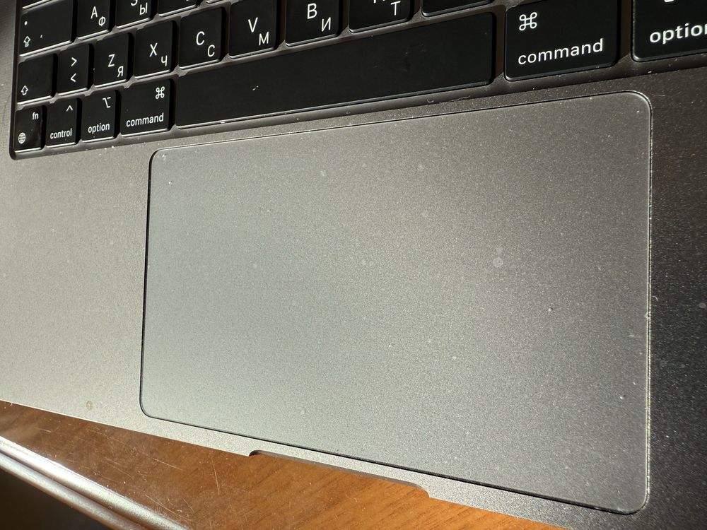 Продам Macbook Pro M2 8/256