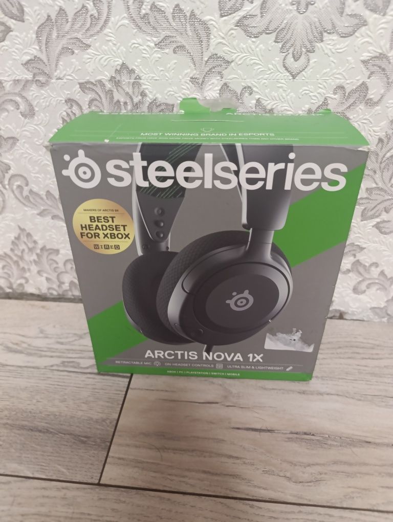 Игрові навушники Steelseries Arctis Nova 1x