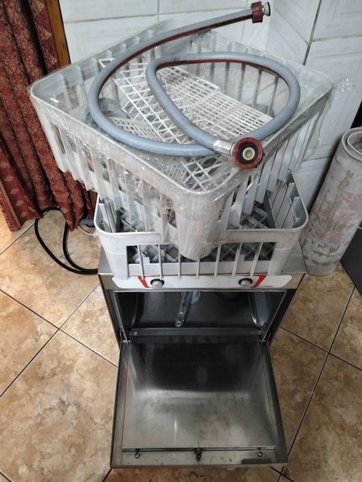 Máquina lavar loiça cimbali de café