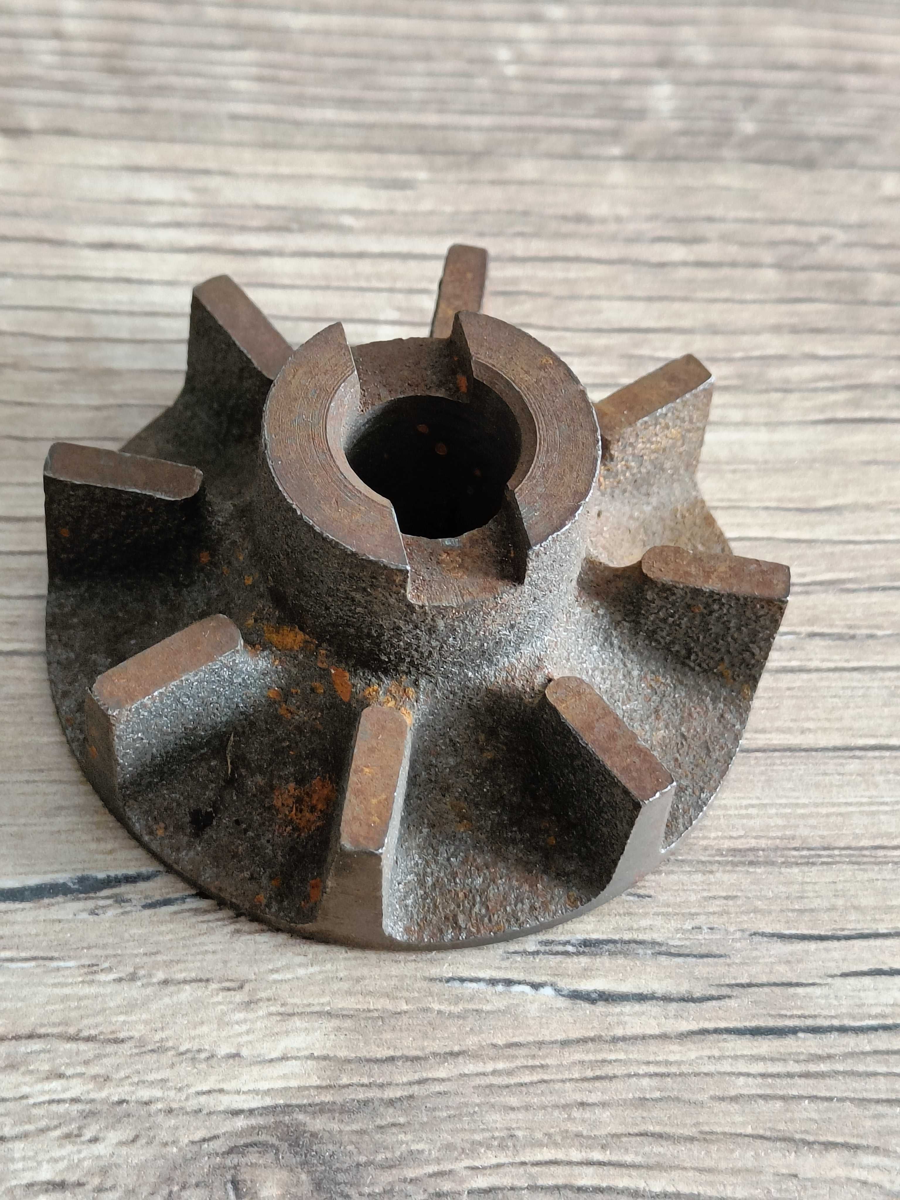 Wirnik pompy wodnej S-21. 702-130.70.32