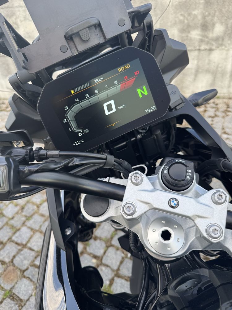 Moto BMW F750 GS