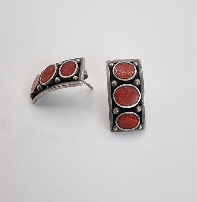Stare srebrne kolczyki z koralem koral, srebro 925