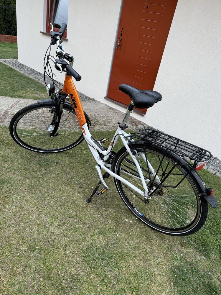 Rower KTM miejsko-trekkingowy