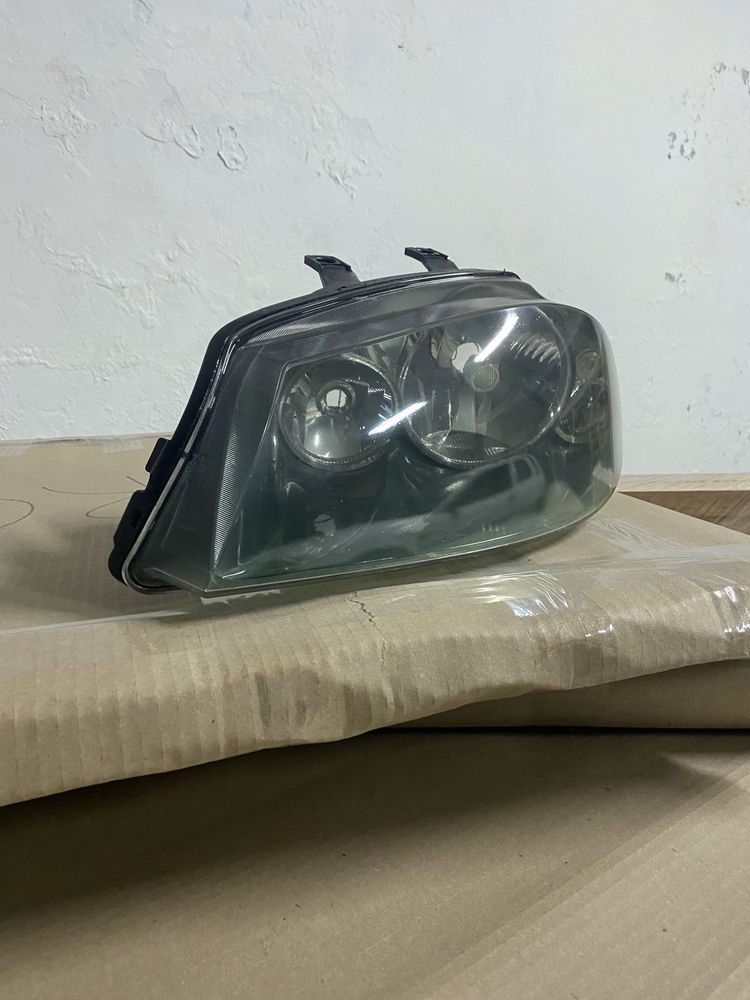 Farol / Otica Esquerda / Seat Ibiza 6L