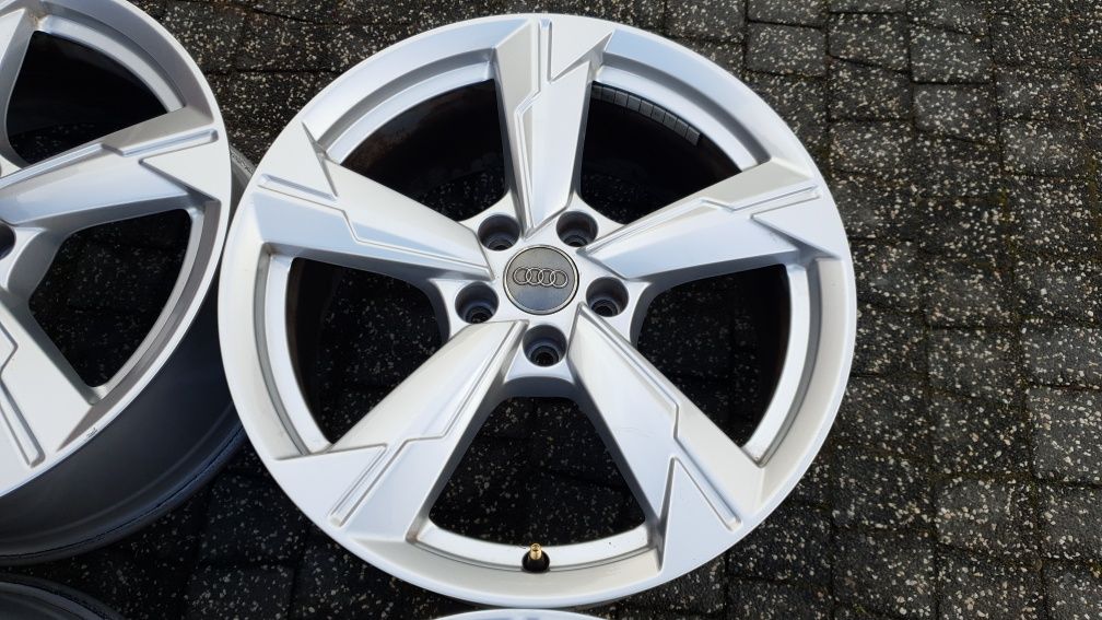 Audi 18" oryginal A6 C8 5x112  et39 A3 A4 B8 B7 C7 Q3 Q5  super stan