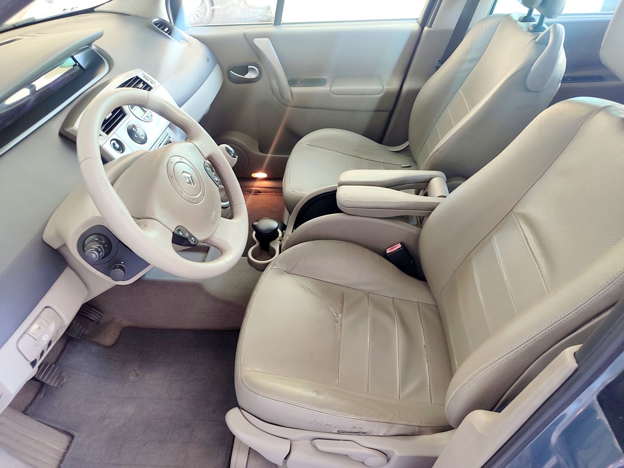 Renault Grand Scenic 7 lug Luxe Privilege 106cv caixa 6