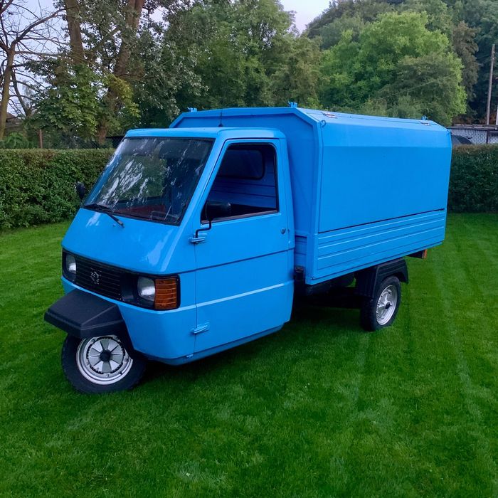 Piaggio Ape Classic Pickup Piaggio Ape 220ccm 703TM Foodtruck Biznes sezonowy HACCP