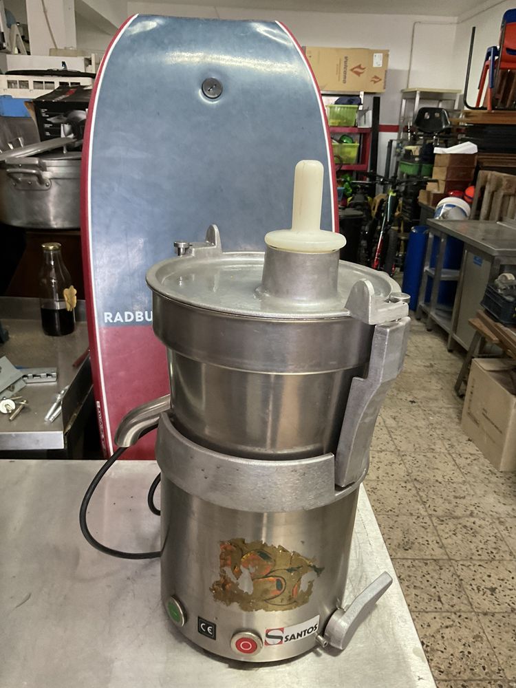 Maquina de descascar batatas