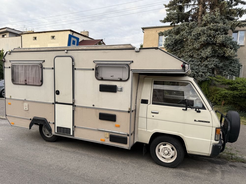 Mitsubishi l300 kamper