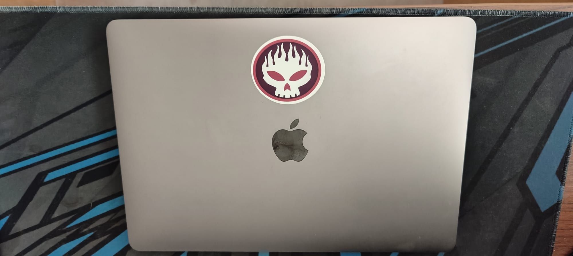 Apple Macbook pro - exelente estado

Título: