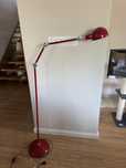 Lampa stojąca czerwona