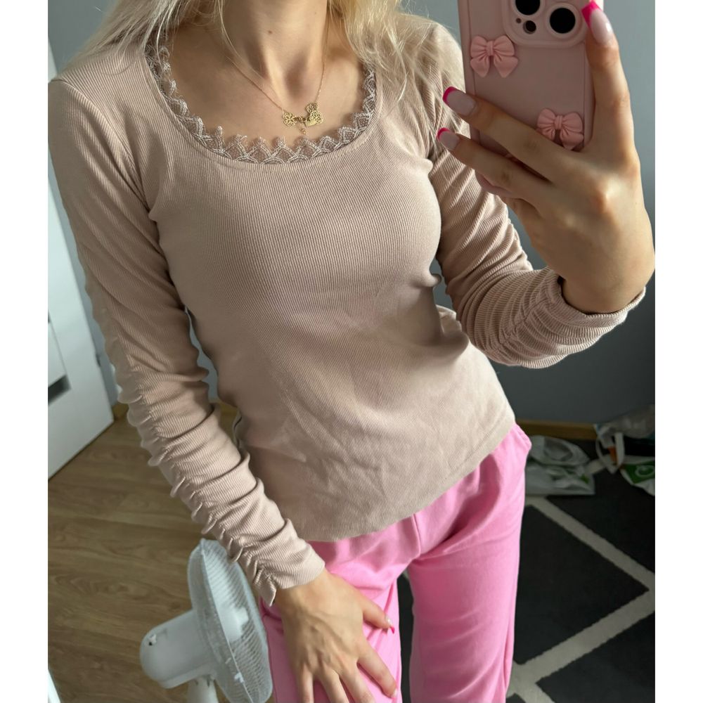 Bluzeczka prążek elegancka