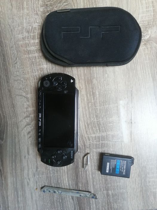 PSP 1004 części uszkodzona