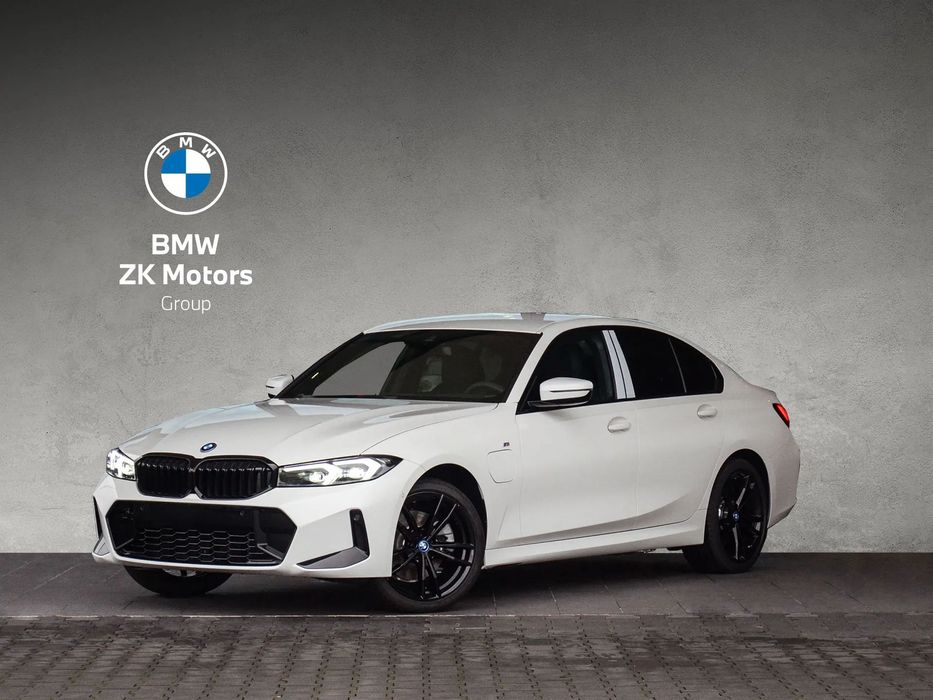 BMW Seria 3 BMW 330e xDrive Sedan
