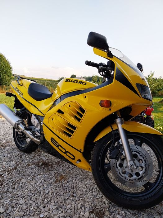 Suzuki RF 600 RR