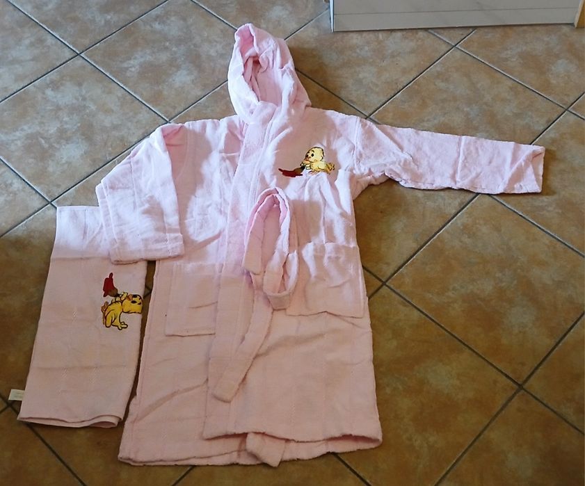 Nowy szlafrok 152-158 z ręcznikiem