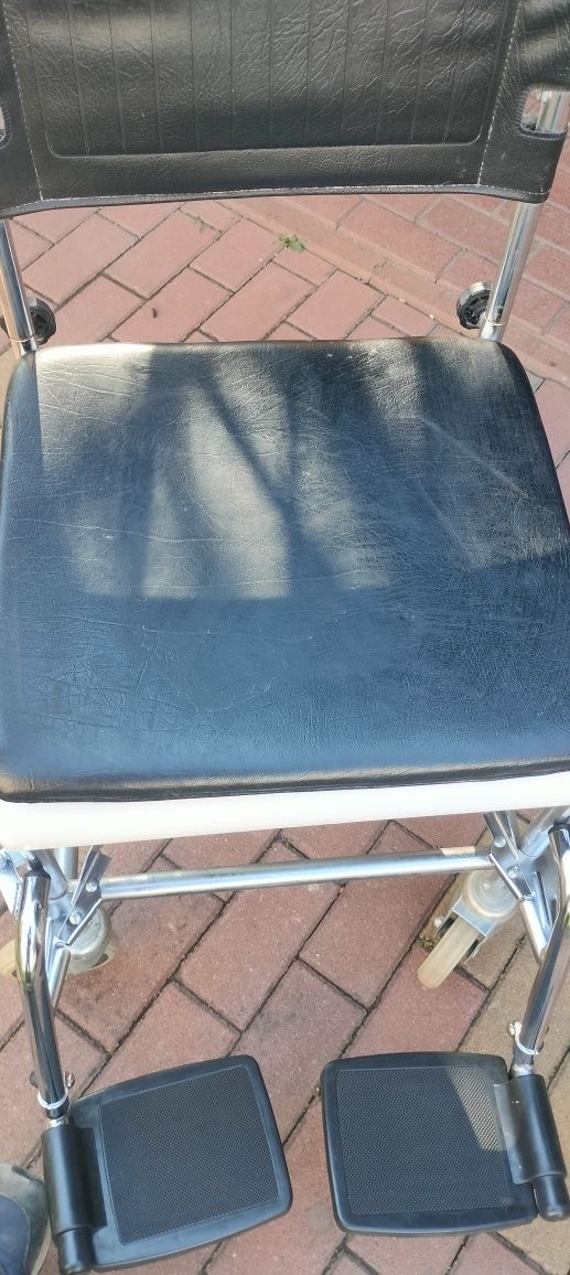 Toaleta dla osoby niepełnosprawnej