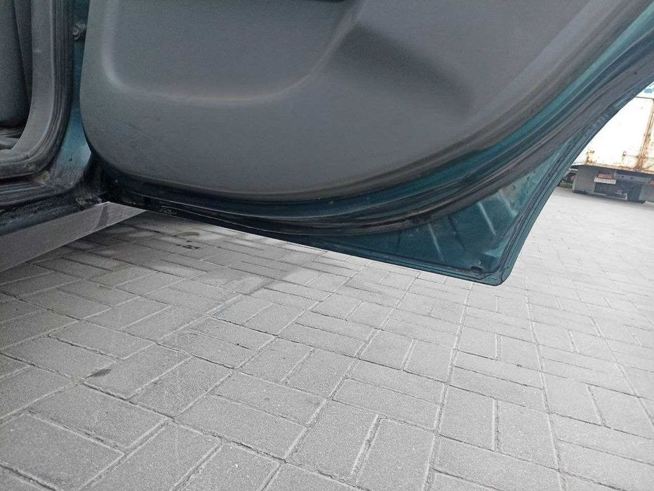 Продам Тойота Камри 20 автомат с переоформлением