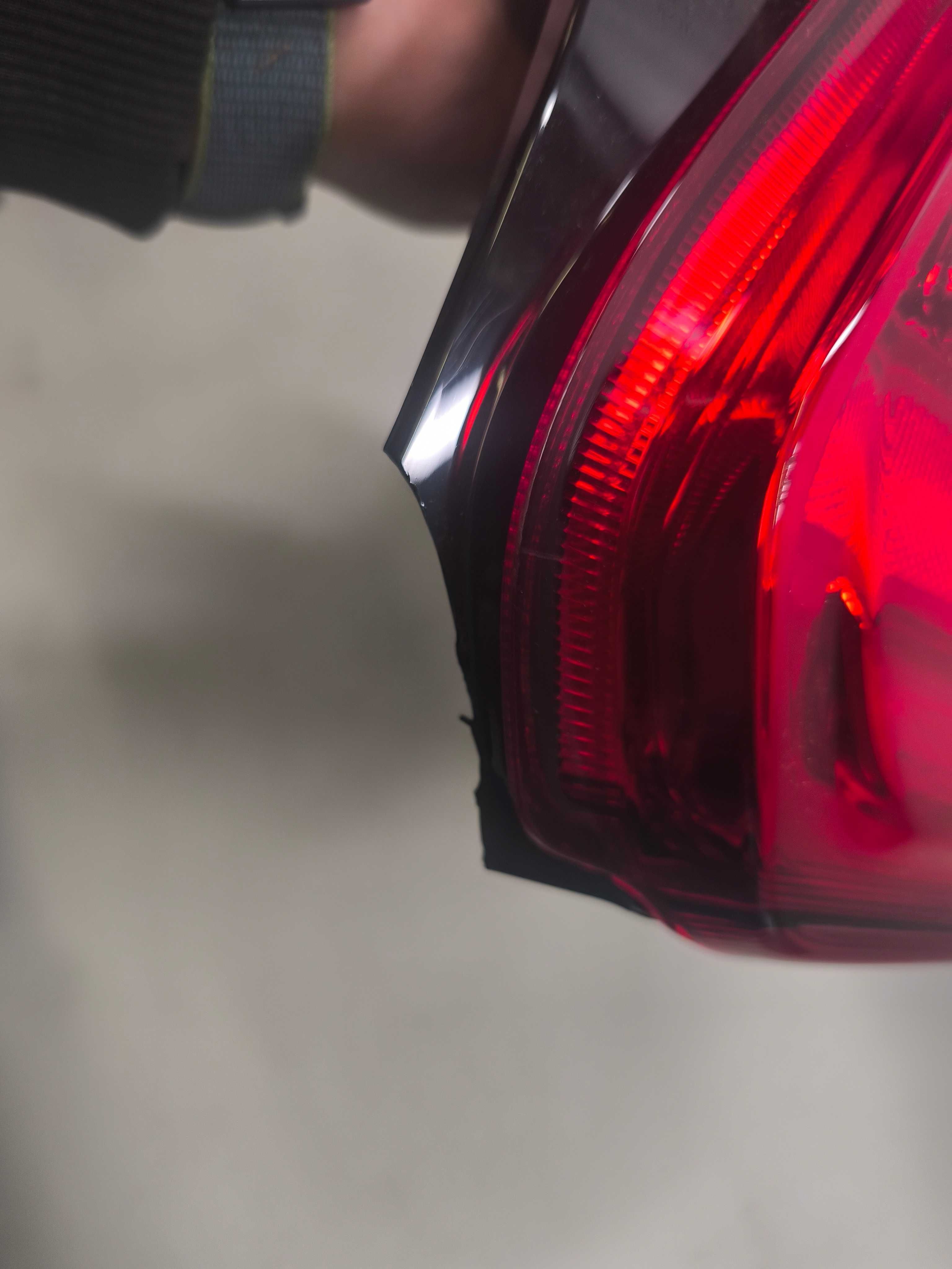 Lampa prawy tył prawa tylna Suzuki Swift MK8 17- oryginał NOWA LED