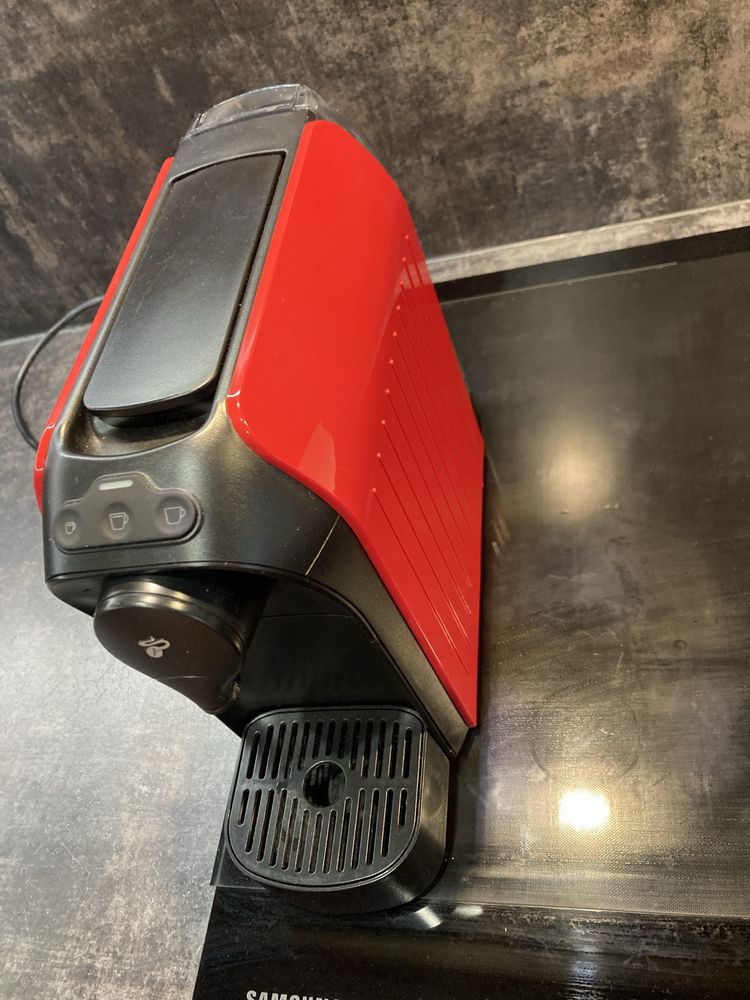Ekspres caffisimo pure