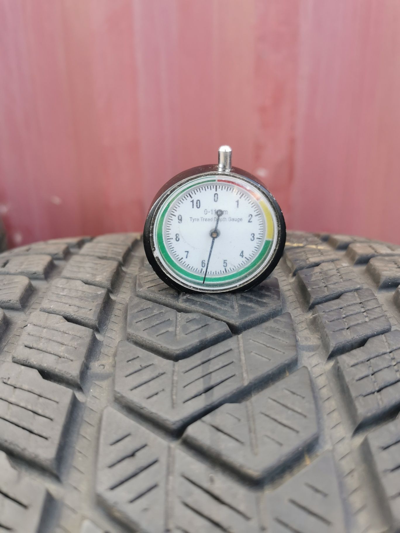Opony zimowe Pirelli 295/40/20 106V i 265/45/20 104V porsche macan
