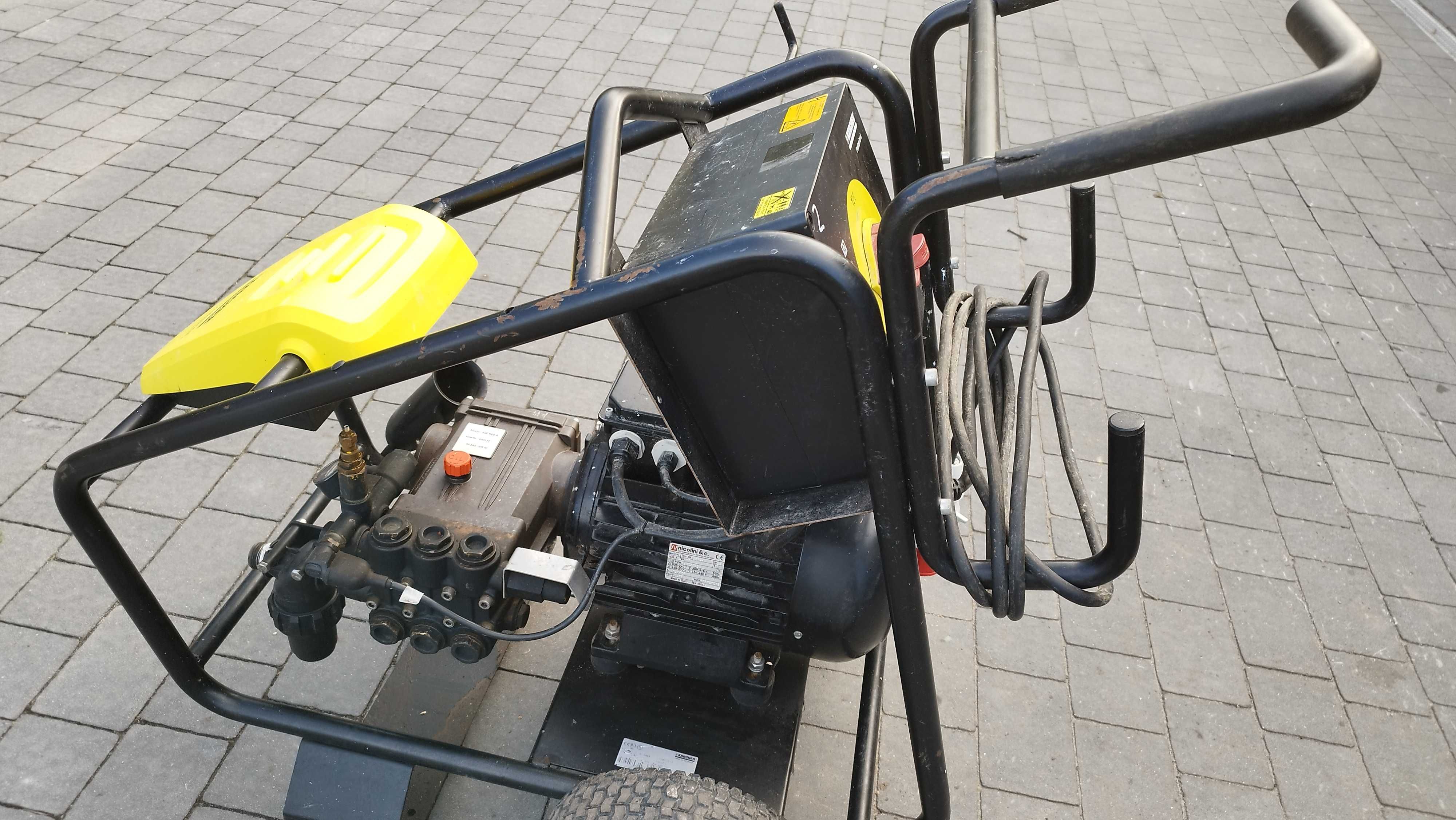 Myjka wysokociśnieniowa marki Karcher HD 20/15-4, 11kw silnik.