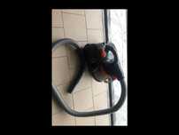 Aspirador sem saco ideal  para automovel.