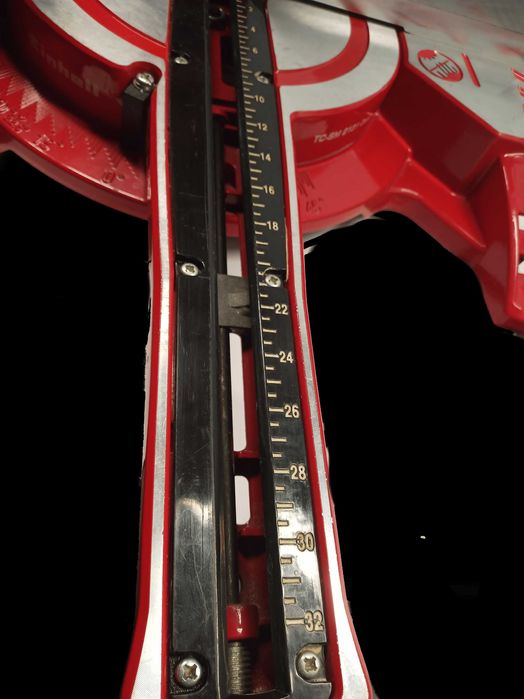 PIŁA UKOŚNA marki Einhell TC-SM 2131/1