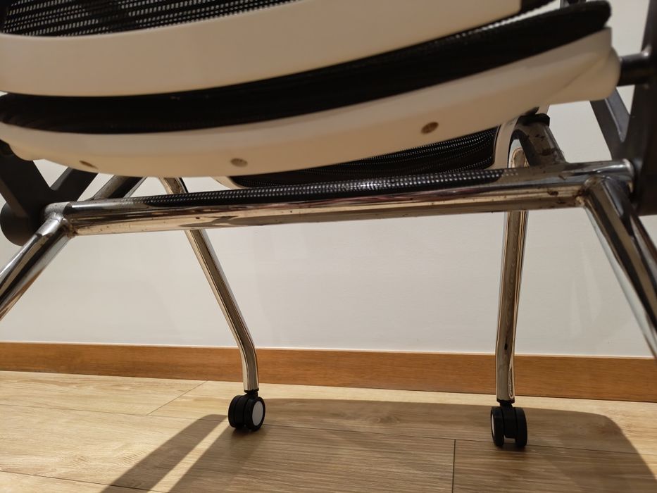 Cadeira ultra leve com inclinação horizontal