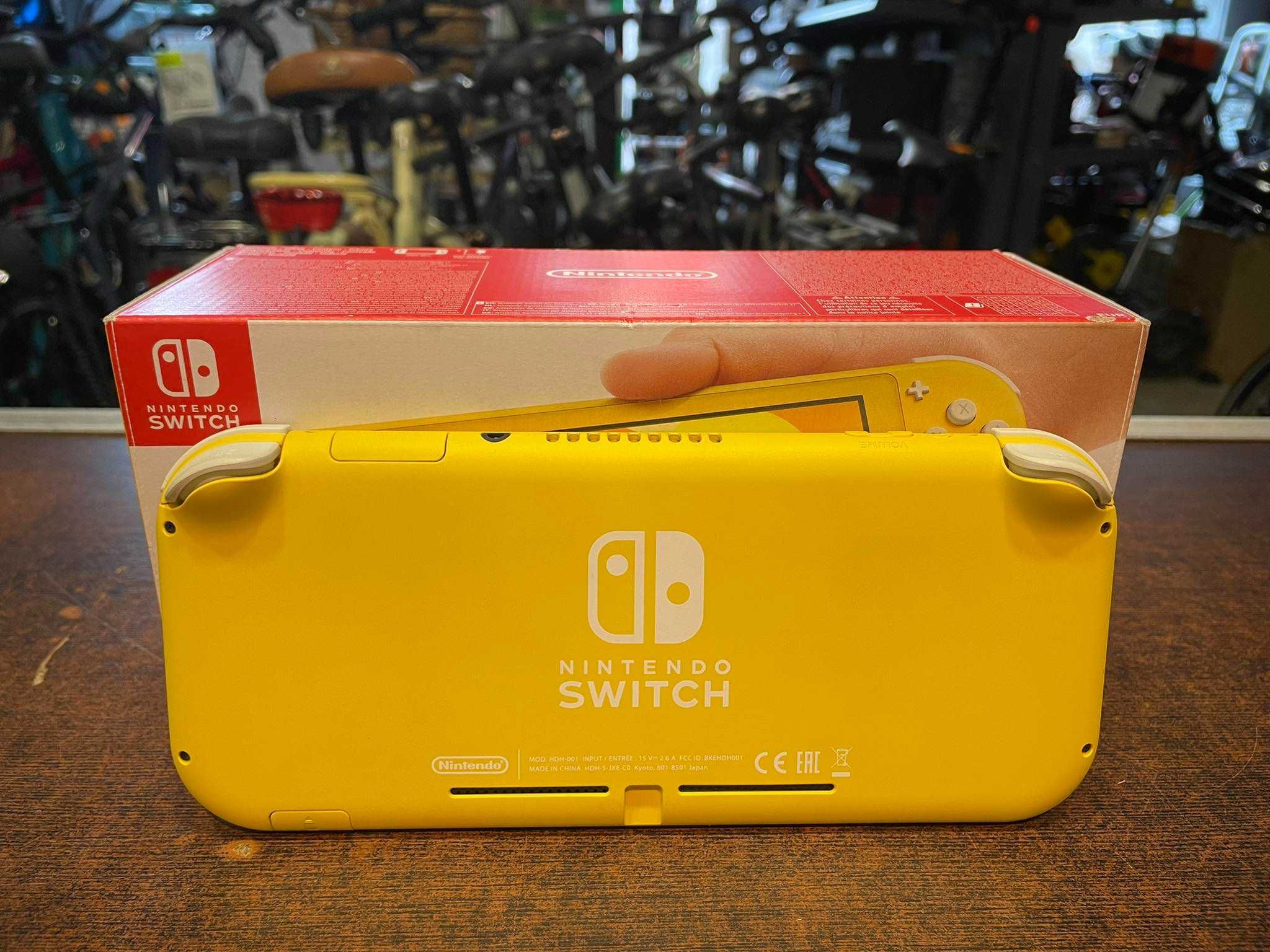 Konsola NINTENDO Switch Lite Żółta