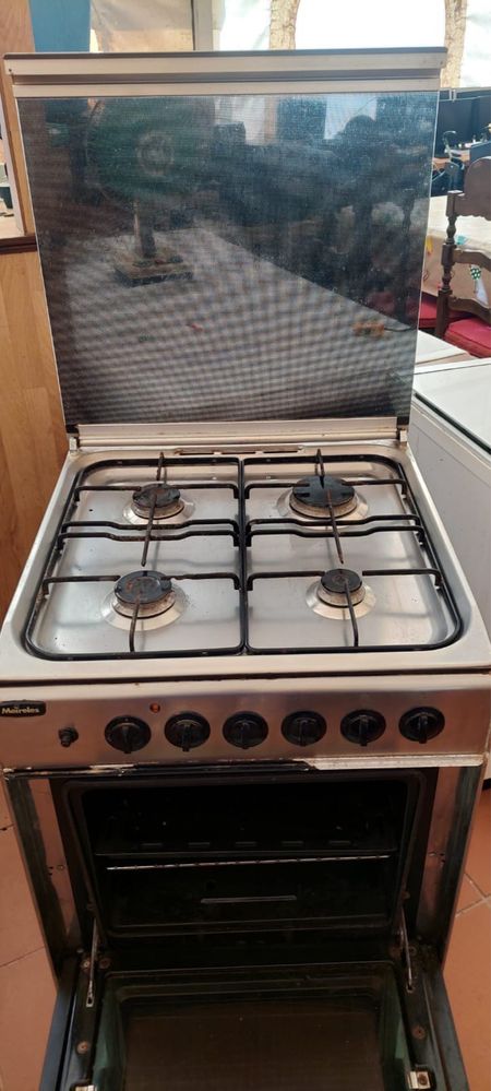 Fogao a gas de 4 bicos