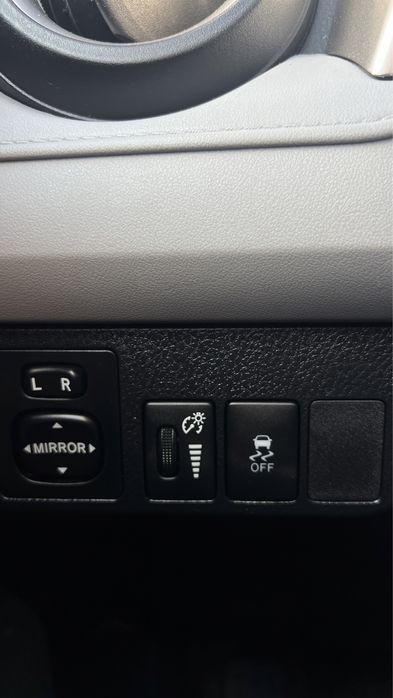 Toyota Rav 4 2013 год 4Wd