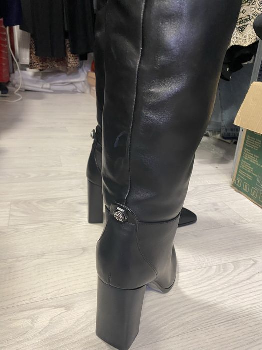 Продам шкіряні чоботи