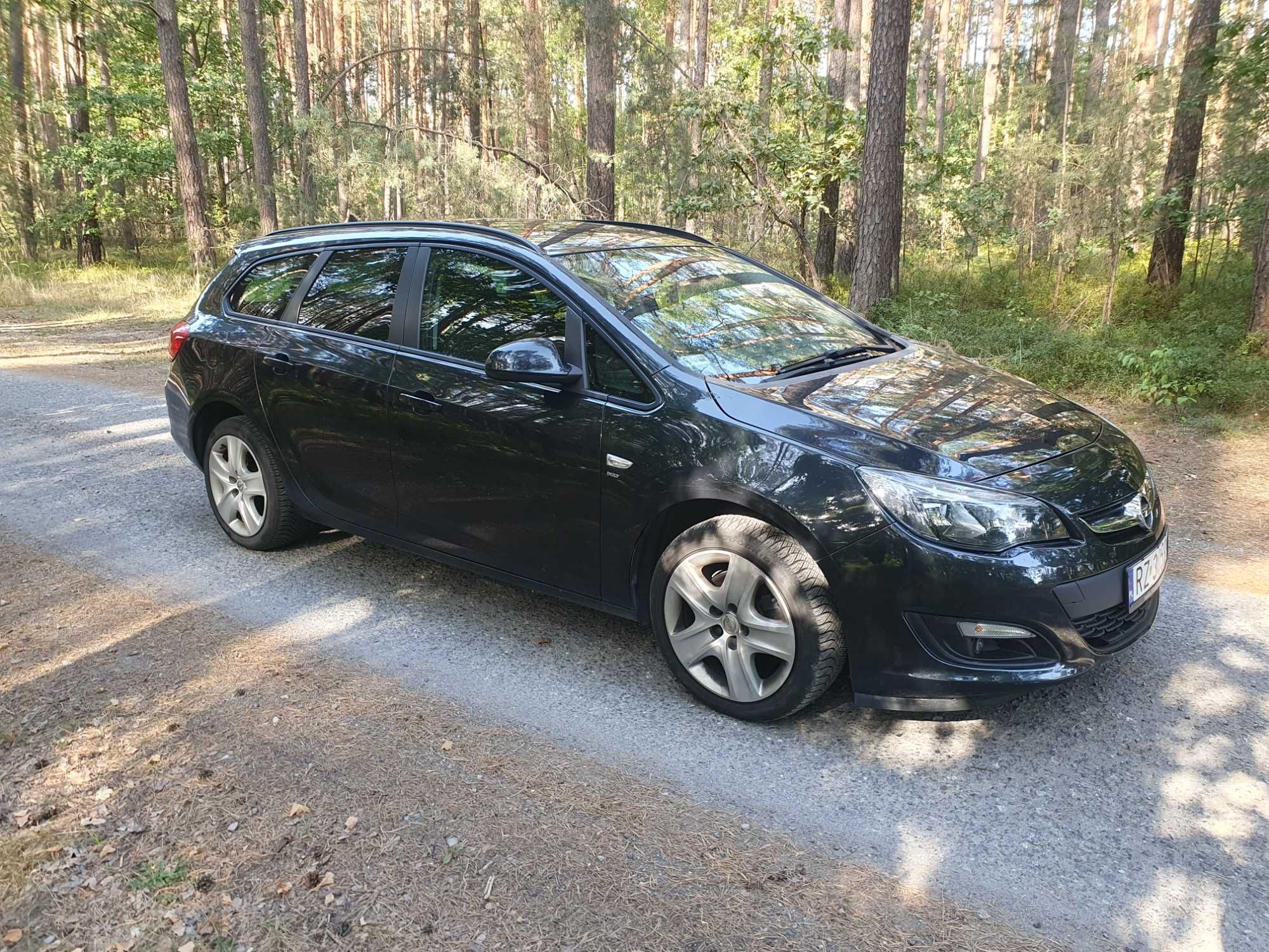 Opel Astra IV 1.6 CDTI ecoFLEX Sports Tourer Start/Stop Edition