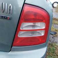 Skoda Octavia lampa Prawa tyl tylna sedan