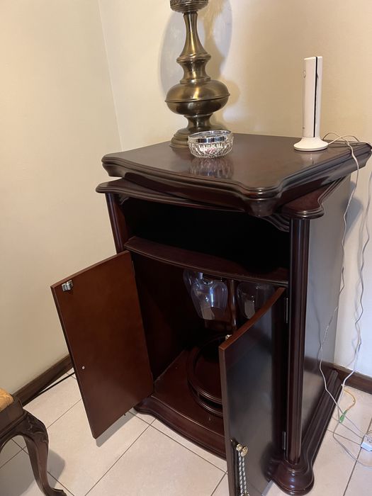 Móvel TV/bar em madeira