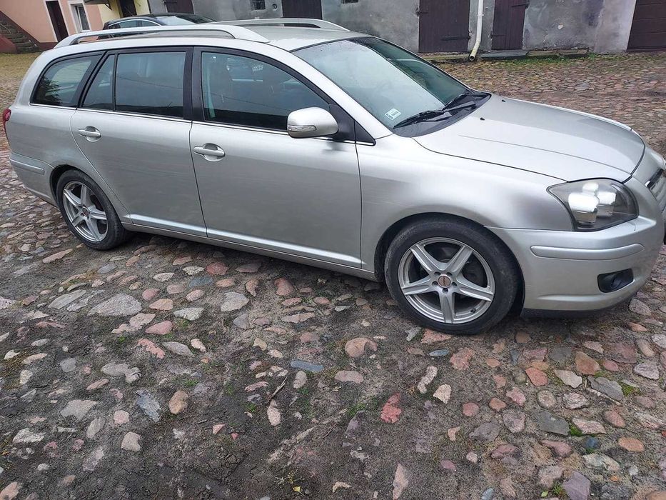 Toyota Avensis 2.0 - 2007 r.